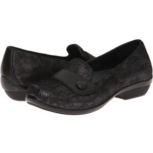 Dansko Olena pewter metallic suede flat